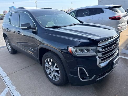 Used 2021 GMC Acadia SLT w/ Technology Package AWD/4WD image 1