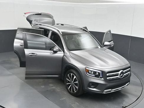 Used 2022 Mercedes-Benz GLB 250 image 59