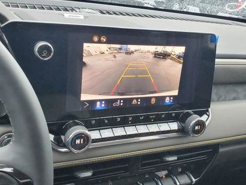 New 2026 Chevrolet Colorado ZR2 w/ Technology Package image 25