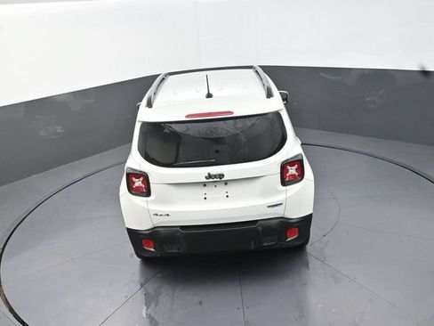 Used 2017 Jeep Renegade Latitude AWD/4WD image 28