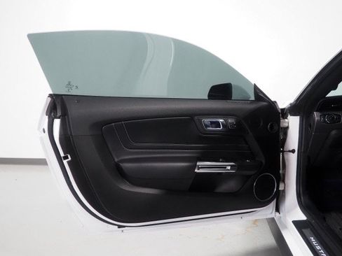 Used 2021 Ford Mustang GT Premium w/ GT Performance Package RWD image 46