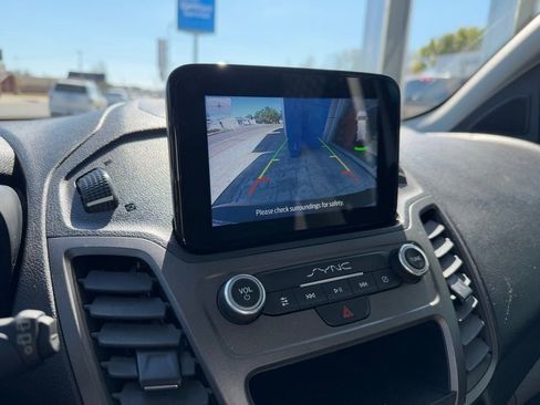 Used 2022 Ford Transit Connect XL FWD image 15
