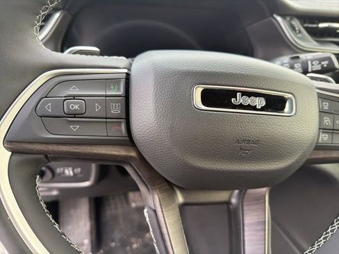 New 2025 Jeep Grand Cherokee Limited image 20