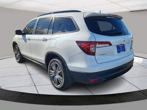 Used 2022 Honda Pilot Sport image 3