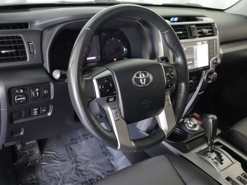 Used 2023 Toyota 4Runner SR5 Premium w/ Moonroof Package AWD/4WD image 12