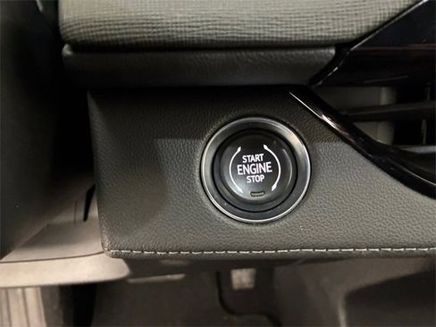 Certified 2025 Buick Enclave Sport Touring image 24