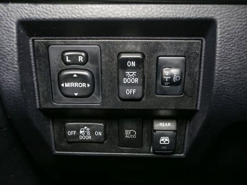 Used 2019 Toyota Tundra SR5 w/ TRD Sport Package image 30