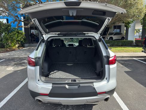 Used 2021 Chevrolet Blazer LT image 11