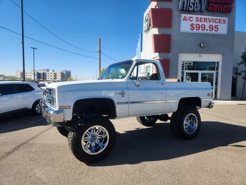 Used 1987 Chevrolet Blazer 4WD image 4