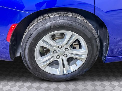 Used 2022 Dodge Charger SXT w/ Leather Interior Group image 37
