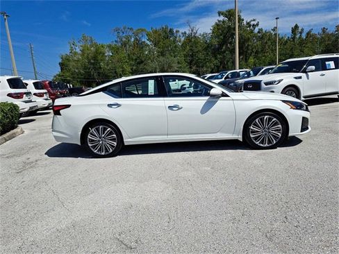 New 2025 Nissan Altima 2.5 SL image 6