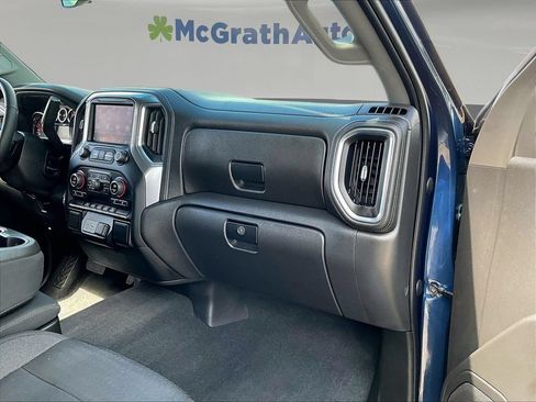 Used 2022 Chevrolet Silverado 1500 LT AWD/4WD image 30