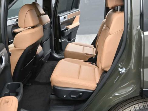 New 2026 Hyundai Santa Fe Calligraphy image 14