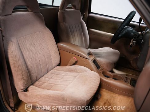 Used 1994 Chevrolet S10 Pickup 2WD Regular Cab image 34