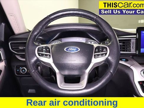 Used 2023 Ford Explorer XLT w/ Equipment Group 202A RWD image 15