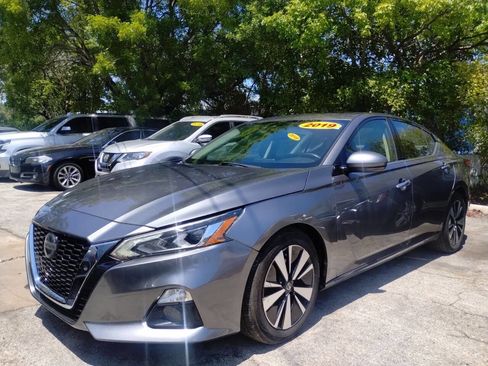 Used 2019 Nissan Altima 2.5 SL FWD image 3
