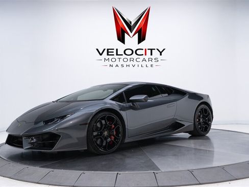 Used 2016 Lamborghini Huracan LP 580-2 RWD image 2