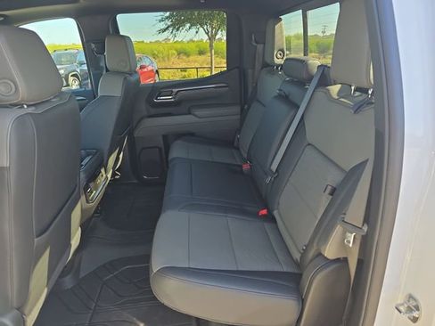 Used 2024 Chevrolet Silverado 1500 ZR2 w/ Technology Package image 13