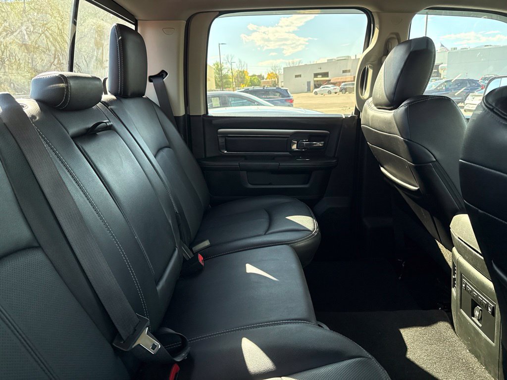 Used 2018 RAM 2500 Laramie w/ Sport Appearance Group AWD/4WD image 4