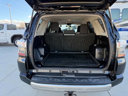 Used 2019 Toyota 4Runner TRD Off Road 4x4 4dr SUV image 26