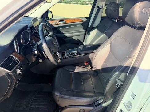 Used 2017 Mercedes-Benz GLE 400 4MATIC image 8