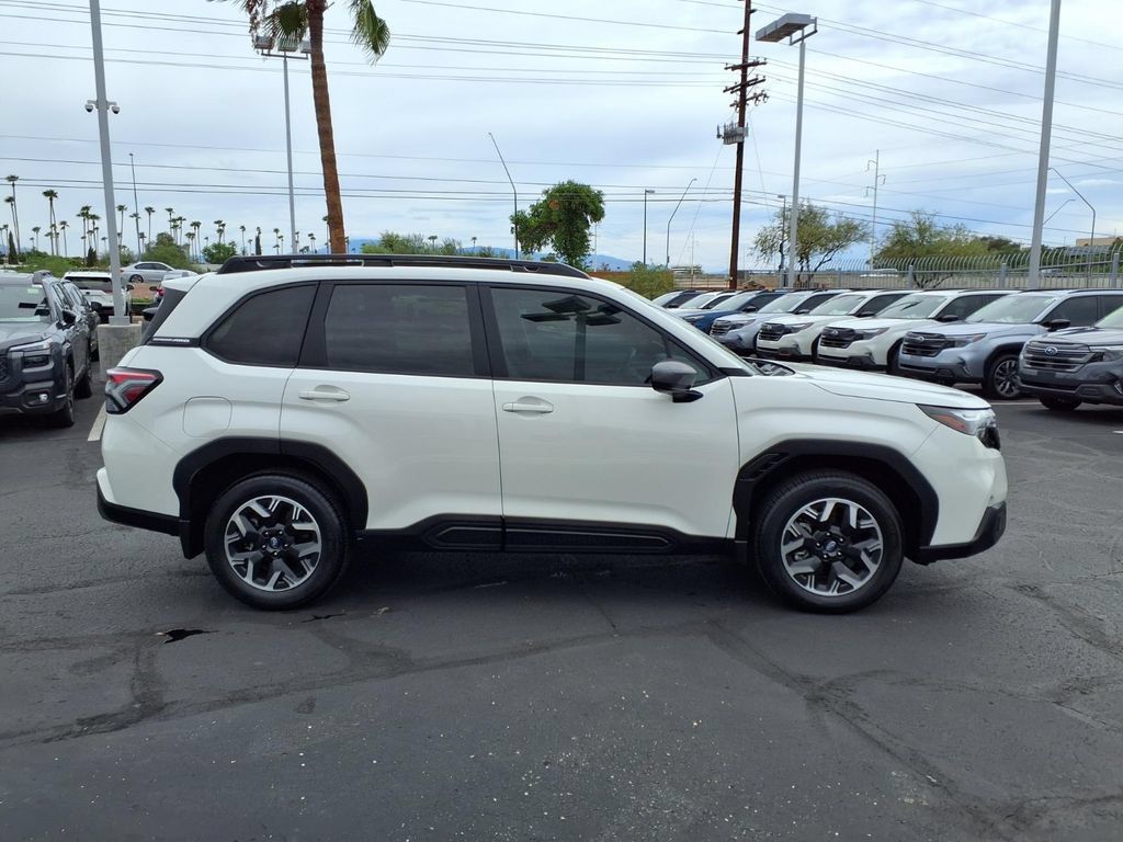 Used 2026 Subaru Forester Premium w/ Base/Premium Package AWD/4WD image 9