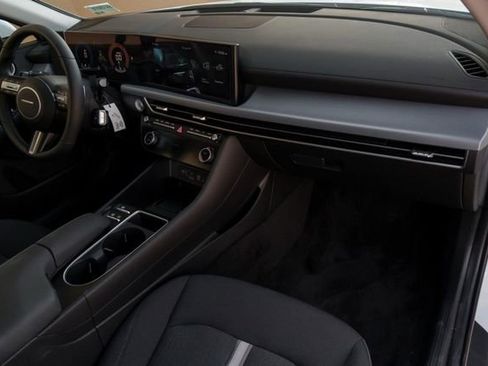 New 2025 Hyundai Sonata SEL image 24