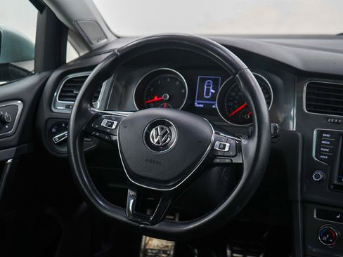 Used 2017 Volkswagen Golf Alltrack SE AWD/4WD image 11