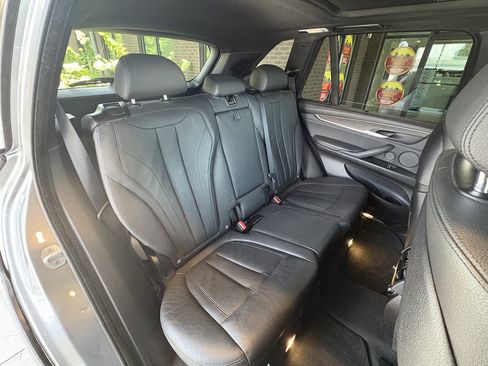 Used 2016 BMW X5 xDrive50i AWD/4WD image 31
