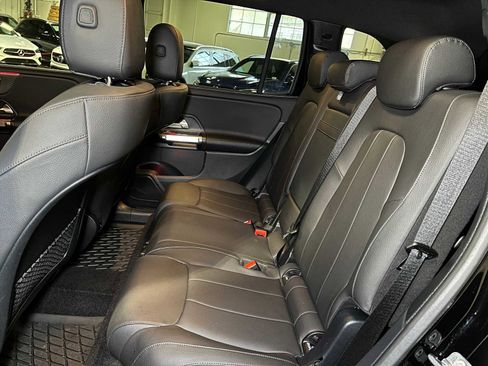 Certified 2025 Mercedes-Benz GLB 250 4MATIC image 20