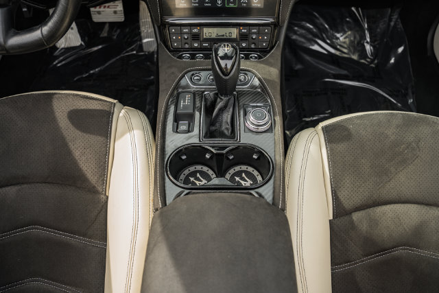 Used 2018 Maserati GranTurismo Sport RWD image 33