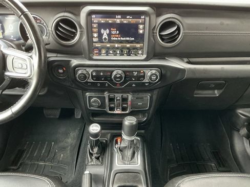 Used 2022 Jeep Gladiator Overland w/ Popular Equipment Package AWD/4WD image 14