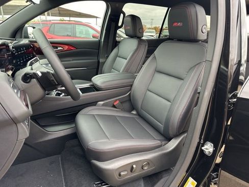 New 2026 Chevrolet Traverse Z71 w/ Driver Confidence Package image 9