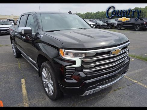 Used 2024 Chevrolet Silverado 1500 High Country w/ High Country Premium Package AWD/4WD image 1