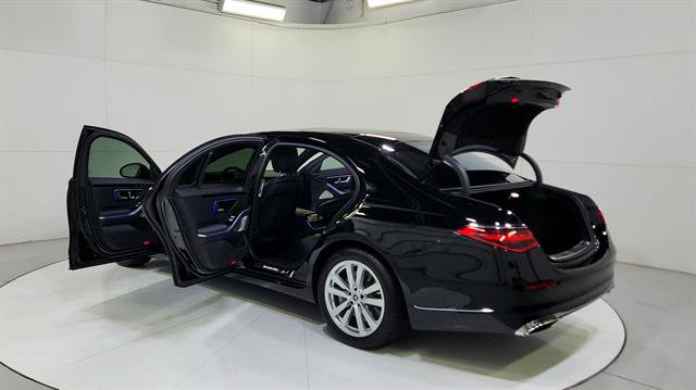 Used 2025 Mercedes-Benz S 500 4MATIC image 31