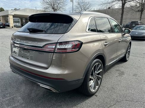 Used 2020 Lincoln Nautilus Reserve w/ Equipment Group 201A image 7