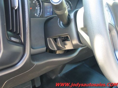 Used 2017 Chevrolet Silverado 1500 W/T w/ Trailering Package RWD image 9