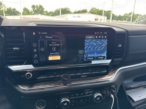 Used 2024 GMC Sierra 1500 Elevation w/ LPO, Elevation Black Package AWD/4WD image 32