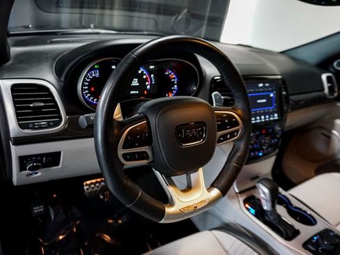 Used 2021 Jeep Grand Cherokee Trackhawk AWD/4WD image 10