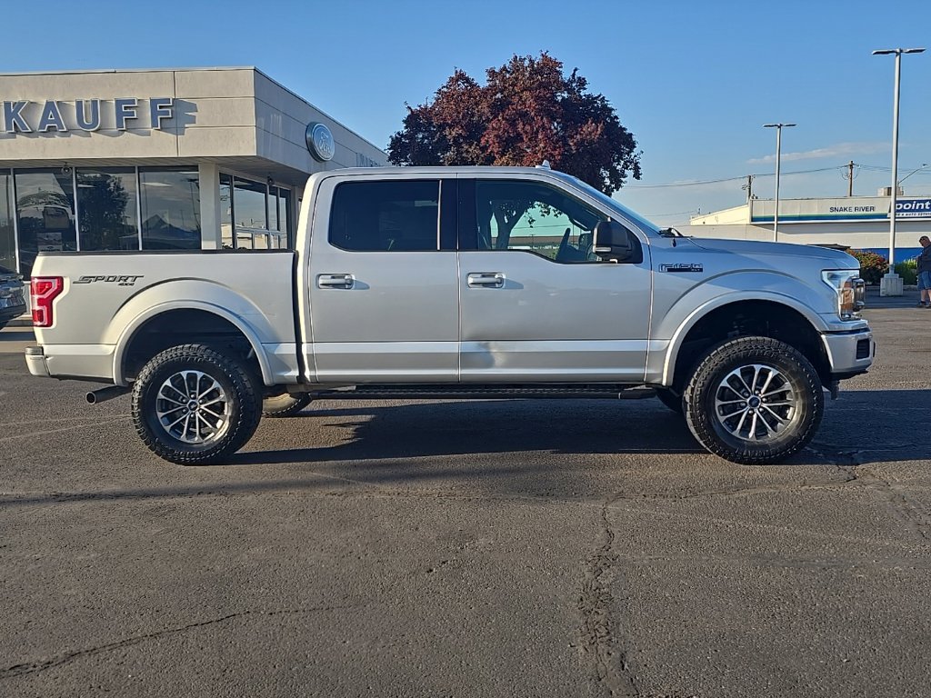 Used 2018 Ford F150 XLT w/ Equipment Group 302A Luxury AWD/4WD image 2