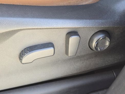 Used 2024 Subaru Ascent Touring w/ Popular Package #2 image 25