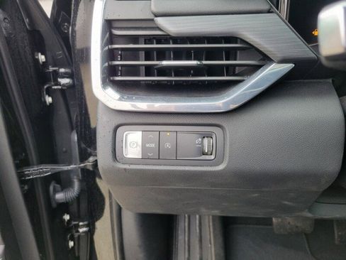 Used 2024 GMC Acadia Elevation w/ Luxury Package image 21