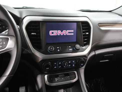 Used 2023 GMC Acadia SLE w/ Driver Convenience Package image 9