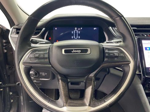 Used 2022 Jeep Grand Cherokee L Limited AWD/4WD image 25