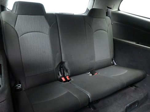 Used 2015 Chevrolet Traverse LT w/ Style and Technology Package image 17