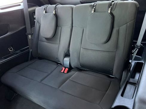 Used 2022 Ford Explorer XLT RWD image 17