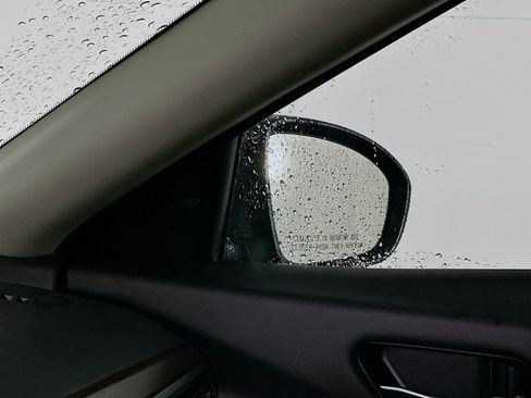 Used 2023 Nissan Altima 2.5 SV image 25