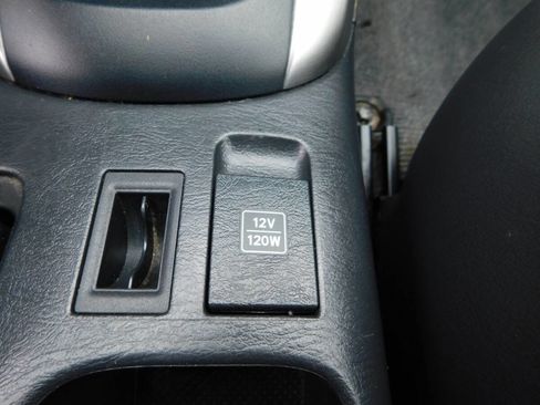 Used 2005 Toyota RAV4 4WD image 15