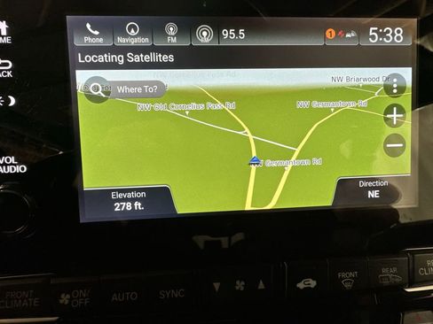 Used 2023 Honda Odyssey Touring image 25