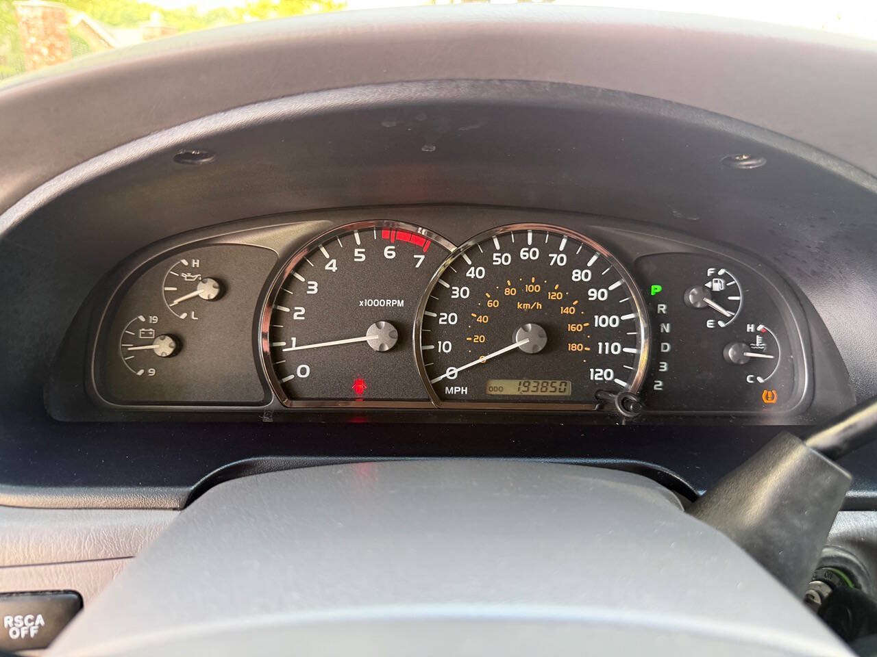 Used 2005 Toyota Sequoia SR5 w/ Towing Pkg RWD image 31